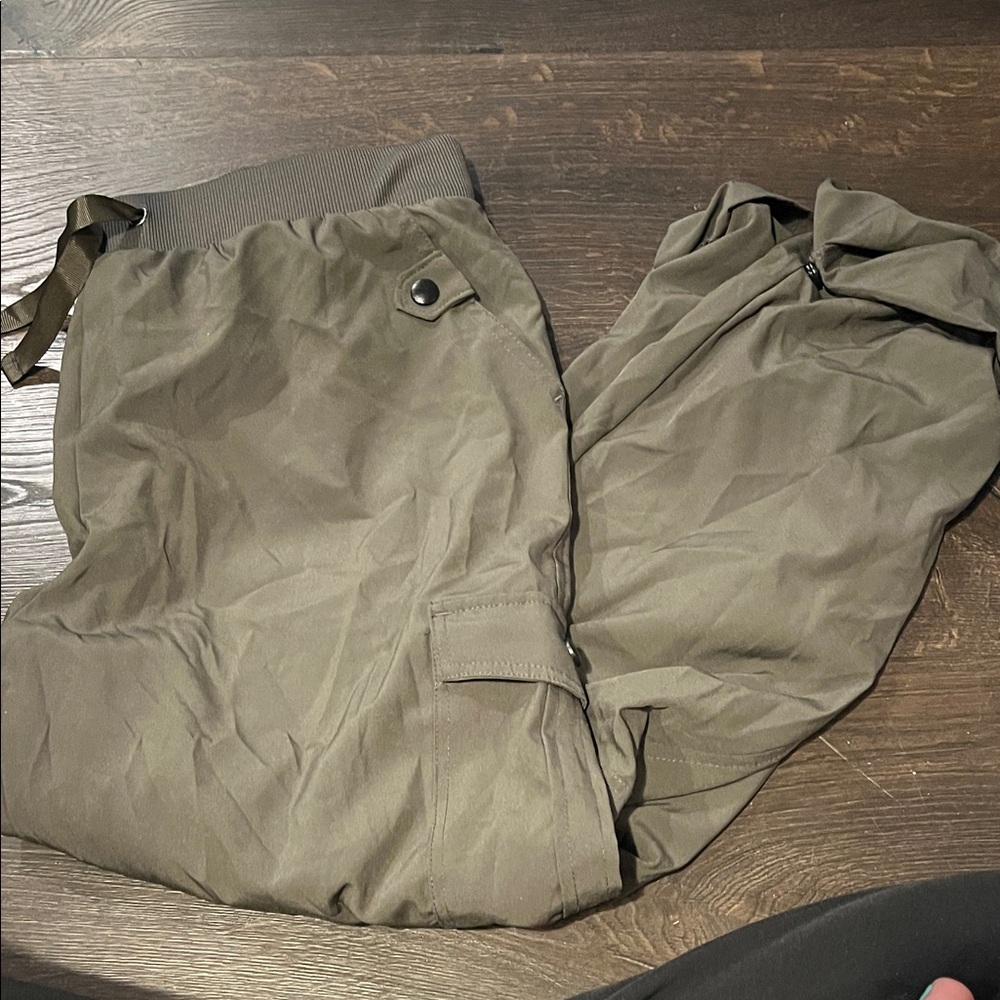 Women grey  Pants